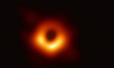 Científicos financiados por la UE presentan la primera imagen de un agujero negro