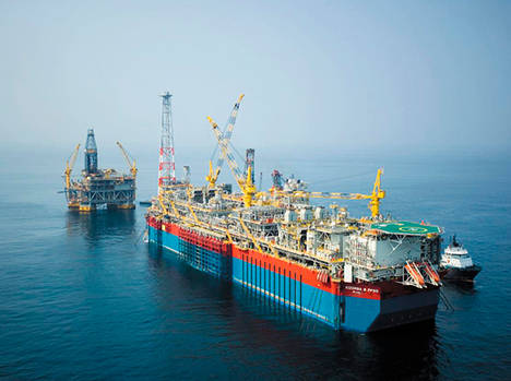 Angola vuelve a ser el mayor productor de petróleo en África en julio