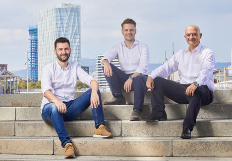 Enric Aparici, director general (centro), Albert Bosch, socio y advisor (izqda.) y Francisco Morán, CEO (dcha.).