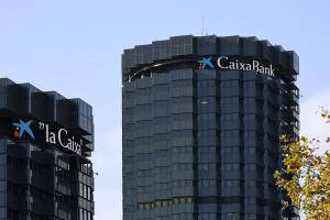 CaixaBank aumenta su beneficio un 53,4%, hasta los 1.488 millones, con 11.346 millones más de recursos gestionados en España
