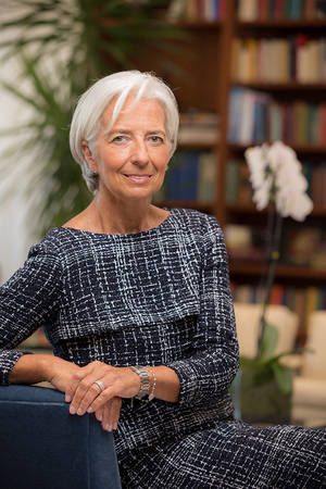 La Directora Gerente del FMI, Christine Lagarde, anuncia medidas específicas para el fortalecimiento económico de la mujer