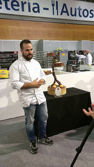 Juan Andrés Martín gana el Concurso de Tartas Artísticas en Intersicop 2017