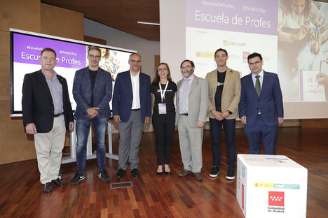 Más de 500 profesores de toda España desarrollan competencias digitales y mejoran su práctica educativa en el evento Escuela de Profes