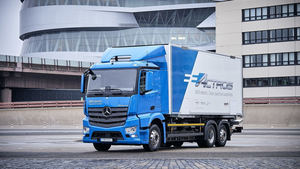 El primer camión 100% eléctrico rueda con Dachser y Mercedes-Benz