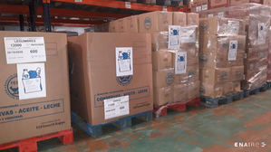 Los empleados de ENAIRE lanzan una campaña solidaria y consiguen más de 1.000 bolsas de alimentos para personas necesitadas