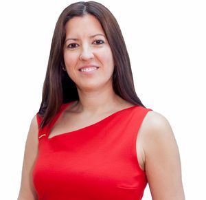 Estefanía Matesanz, reelegida decana del COIAE y presidenta de la AIAE