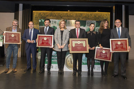 El Consejo General de Gestores Administrativos, premio autónomo del año 2016