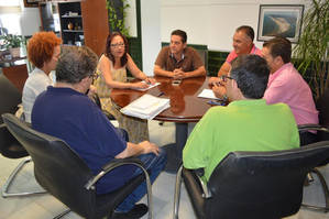 Ayuntamiento y FOE Punta Umbría constituirán una mesa empresarial