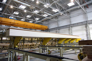 Los rodamientos NSK soportan cargas de impacto y vibraciones en una planta de carpintería