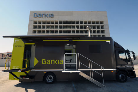 Los ofibuses de Bankia dan servicio a 250.000 personas de 373 municipios en riesgo de exclusión financiera