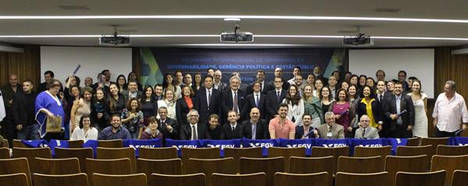 Promover oportunidades de capacitación pública, clave para fortalecer las instituciones en Brasil