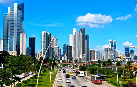 Panamá impulsará su sector logístico con apoyo del BID