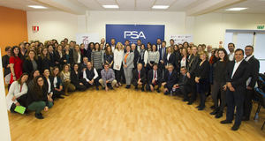 La red de mujeres de Groupe PSA “Woman Engaged for PSA” celebra la jornada: “Ellas dirigen: ¿en femenino?”