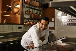 El cocinero Óscar Velasco es galardonado con el Premio “Ribereño del año - Tierra de sabor”