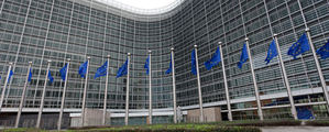La Comisión Europea reacciona ante las restricciones estadounidenses a las importaciones de acero y de aluminio que afectan a la UE