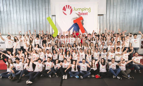 Universia respalda mediante Jumping Talent el futuro laboral de 96 jóvenes universitarios en su V Edición